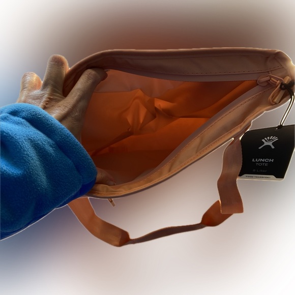 Hydro Flask Grapefruit 8L Lunch Tote  NWT - Picture 7 of 7